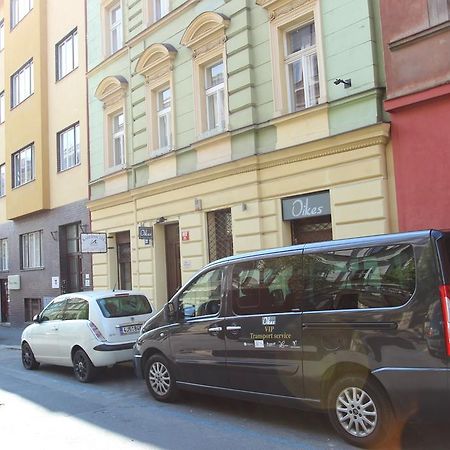 Vlkova Palace Praga Exterior foto