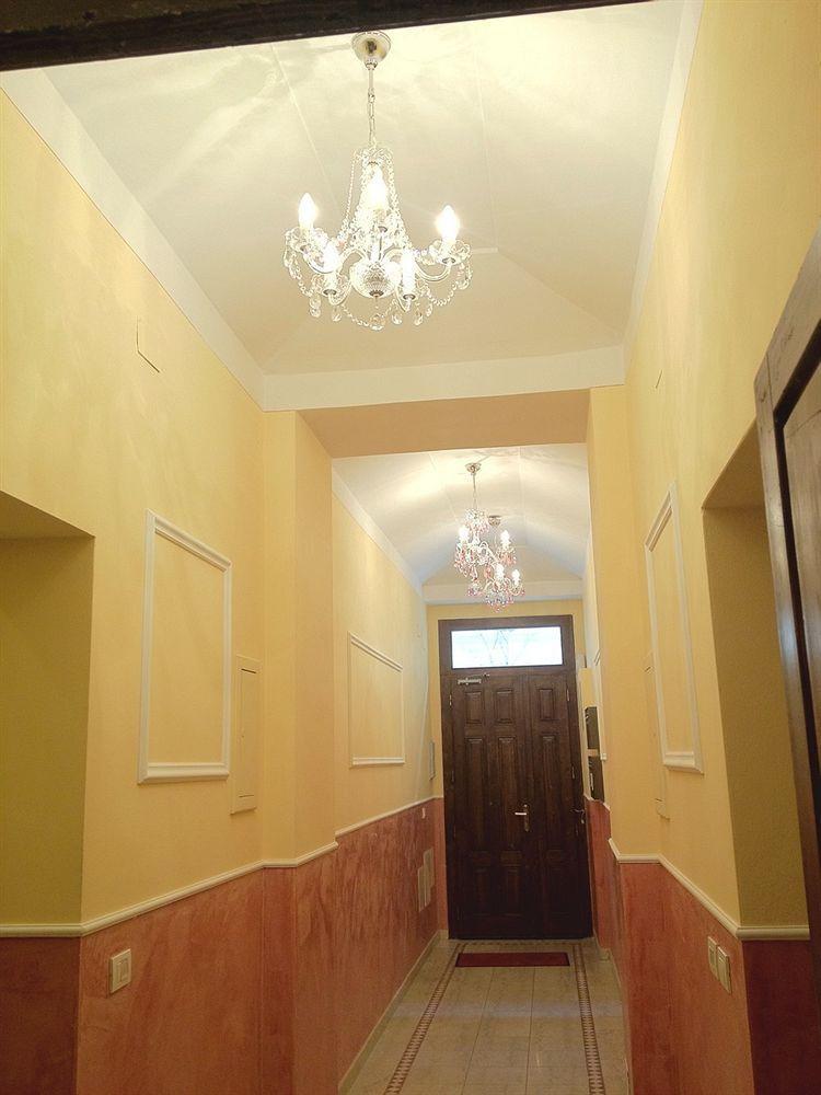 Vlkova Palace Praga Exterior foto
